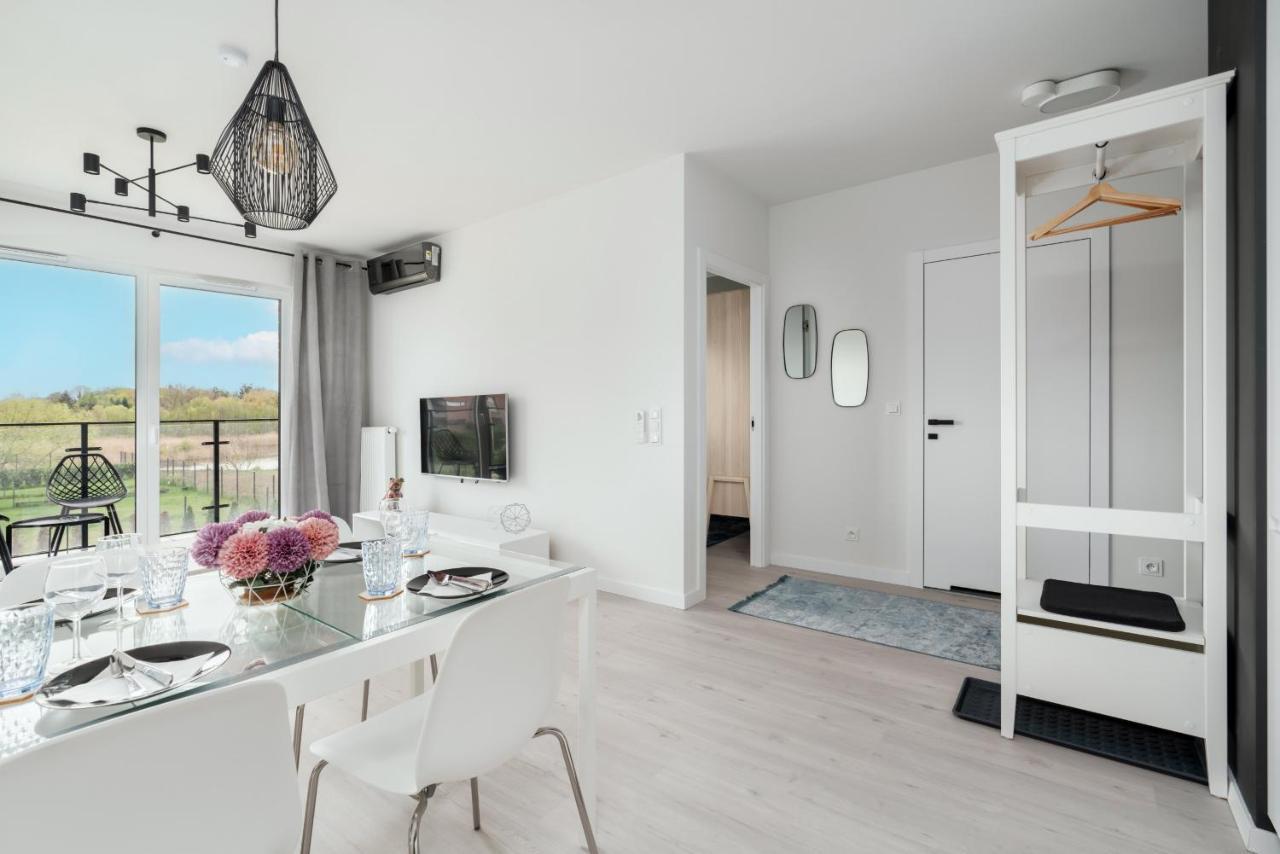 Stara Cegielnia Lake View Apartment By Renters Prestige Poznan Exterior foto