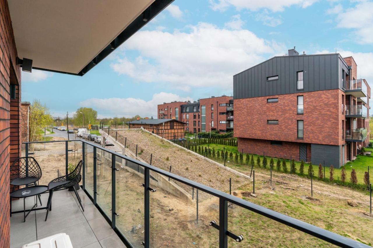 Stara Cegielnia Lake View Apartment By Renters Prestige Poznan Exterior foto