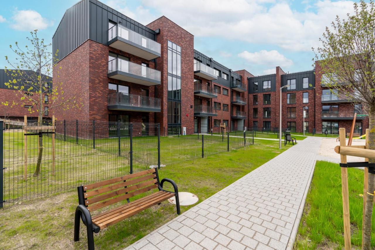 Stara Cegielnia Lake View Apartment By Renters Prestige Poznan Exterior foto